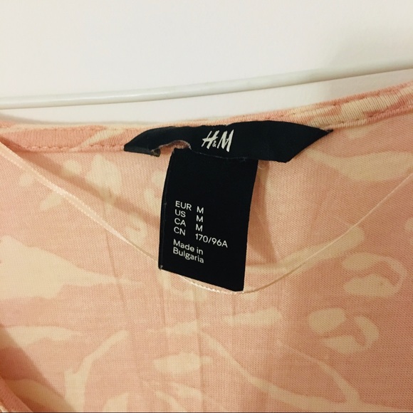 H&M Dusty Pink Animal Print T-Shirt - Picture 2 of 3